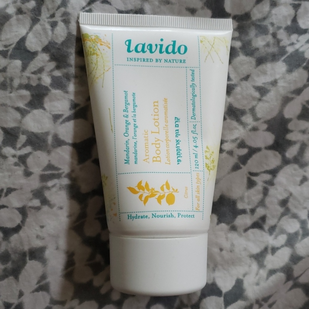 Lavido Mandarin, Orange, & Bergamot Body Lotion